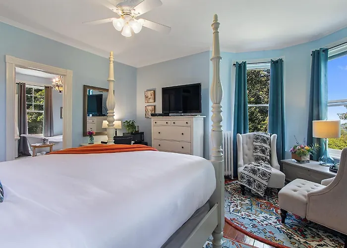 The South Mountain Inn
